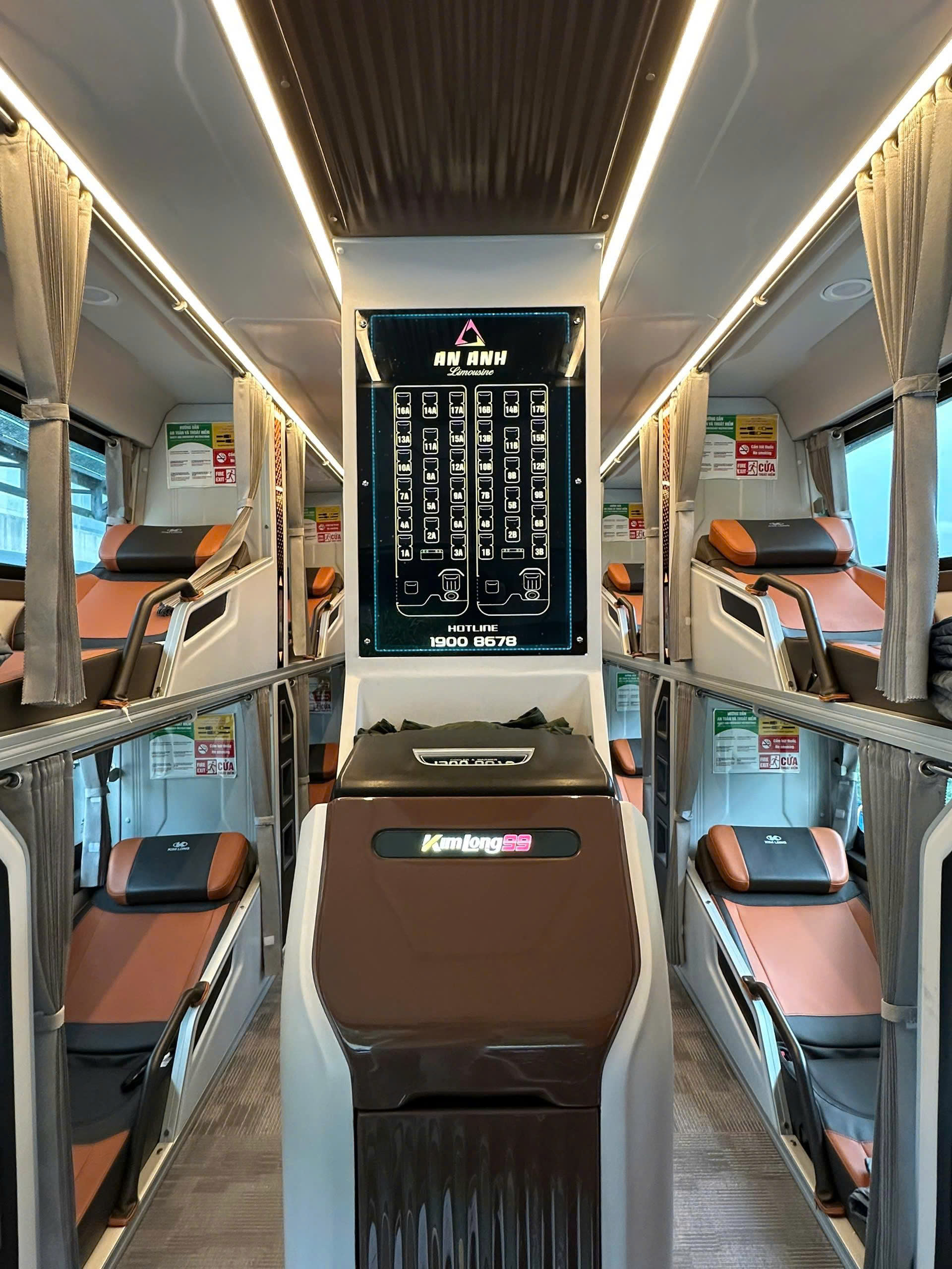 Nội thất xe limousine 34 giường