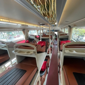 Hình ảnh xe sao việt giường nằm phổ thông