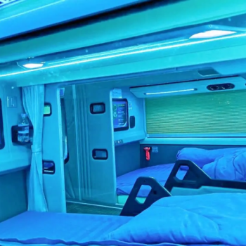 Limousine 22 Cabin